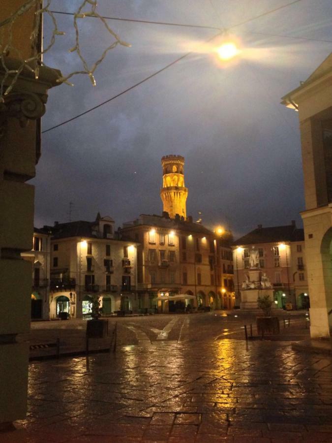 Casa Di Nonna Vercelli Exterior foto